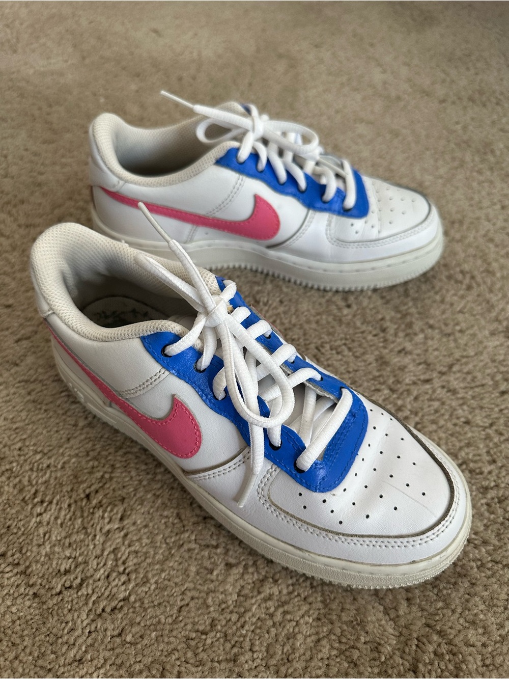 Nike Air Force 1 Sneakers with fresh new Laces Kids 4Y Used Pink Blue